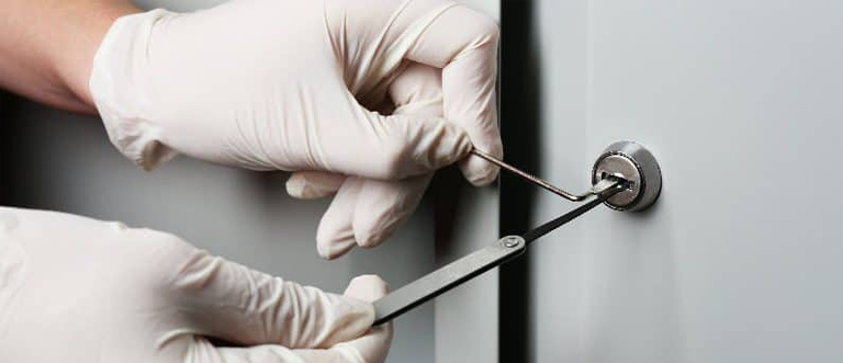 Commercial Emergency Locksmith Highland